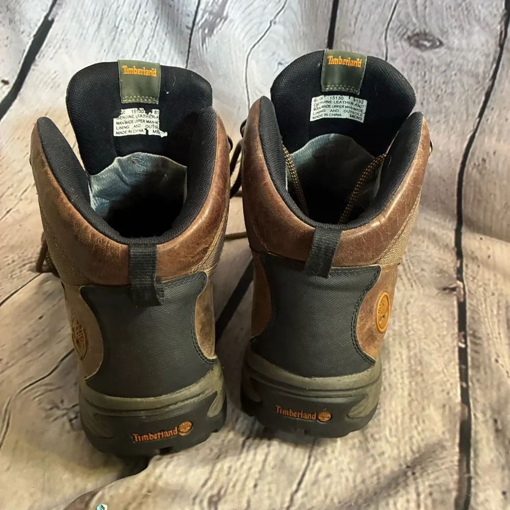 TIMBERLAND Chocorua 15130 Waterproof Hiking Boots Mens Size 9.5W A1959 Shoes GUC